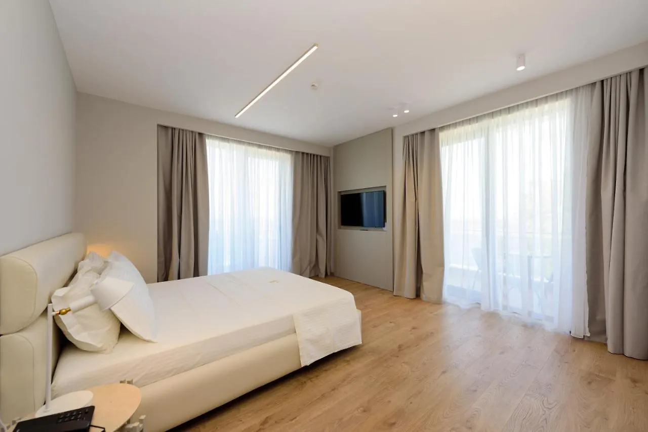 Navy Hotel Vlore Albania