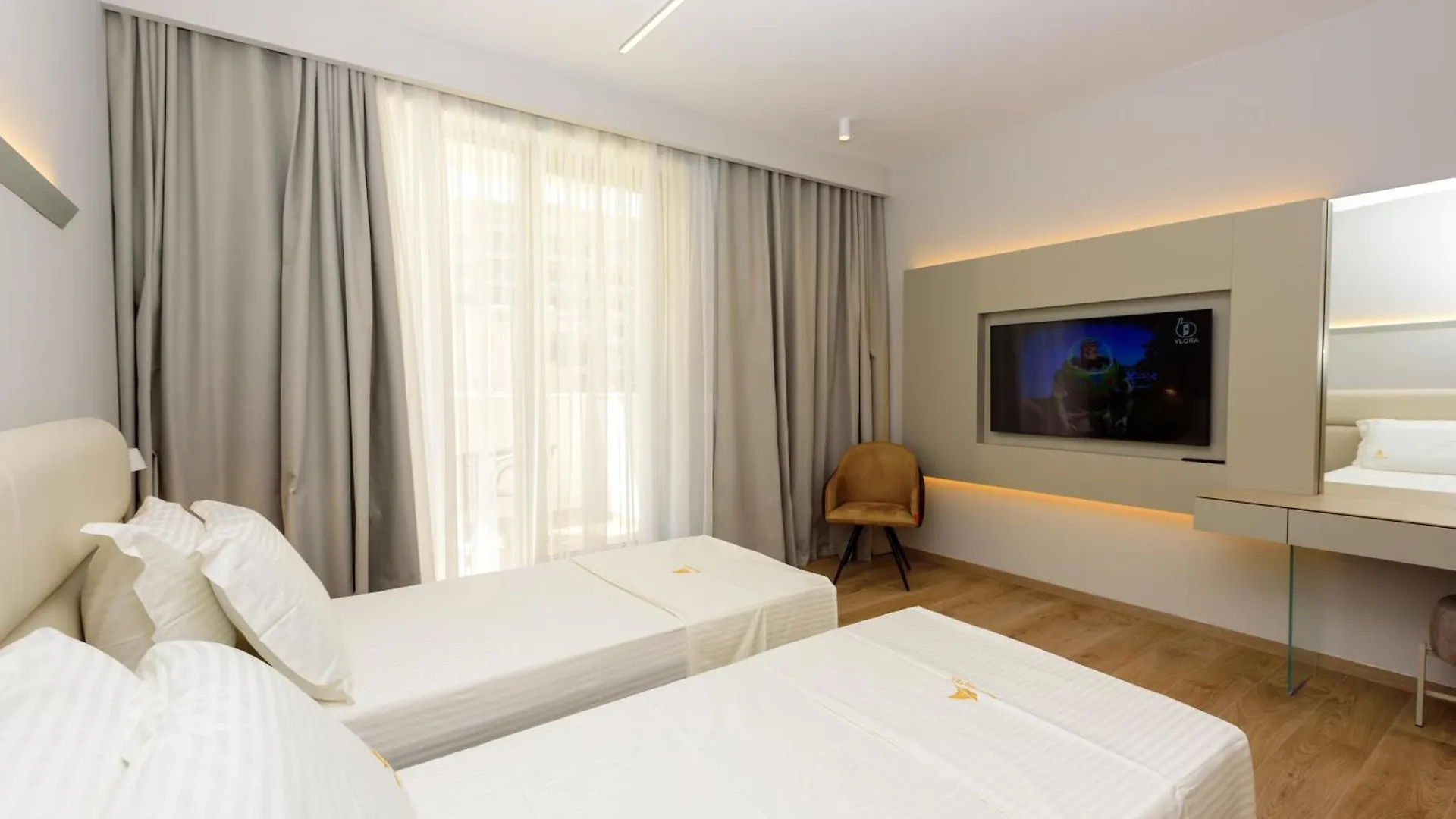Navy Hotel Vlore 4*,