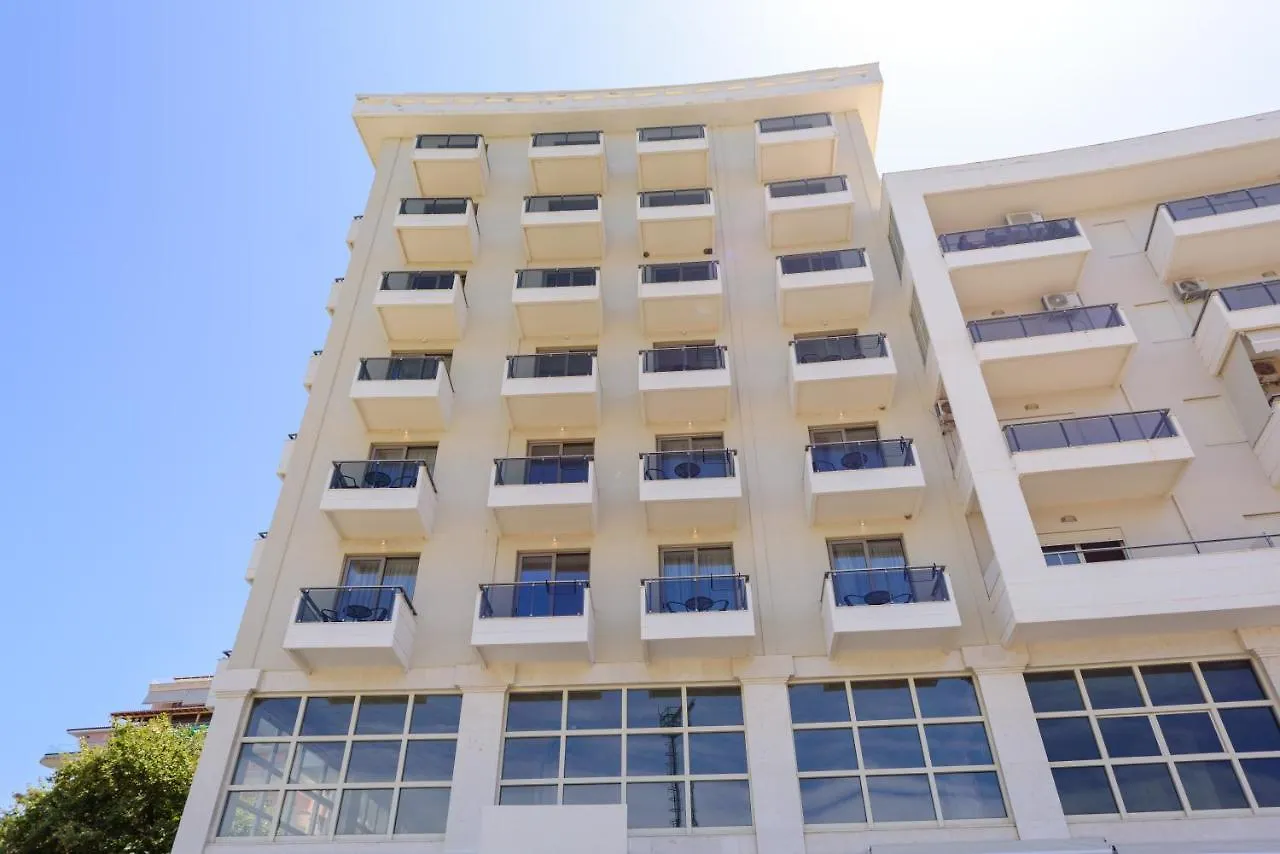 Navy Hotel Vlorë 4*,