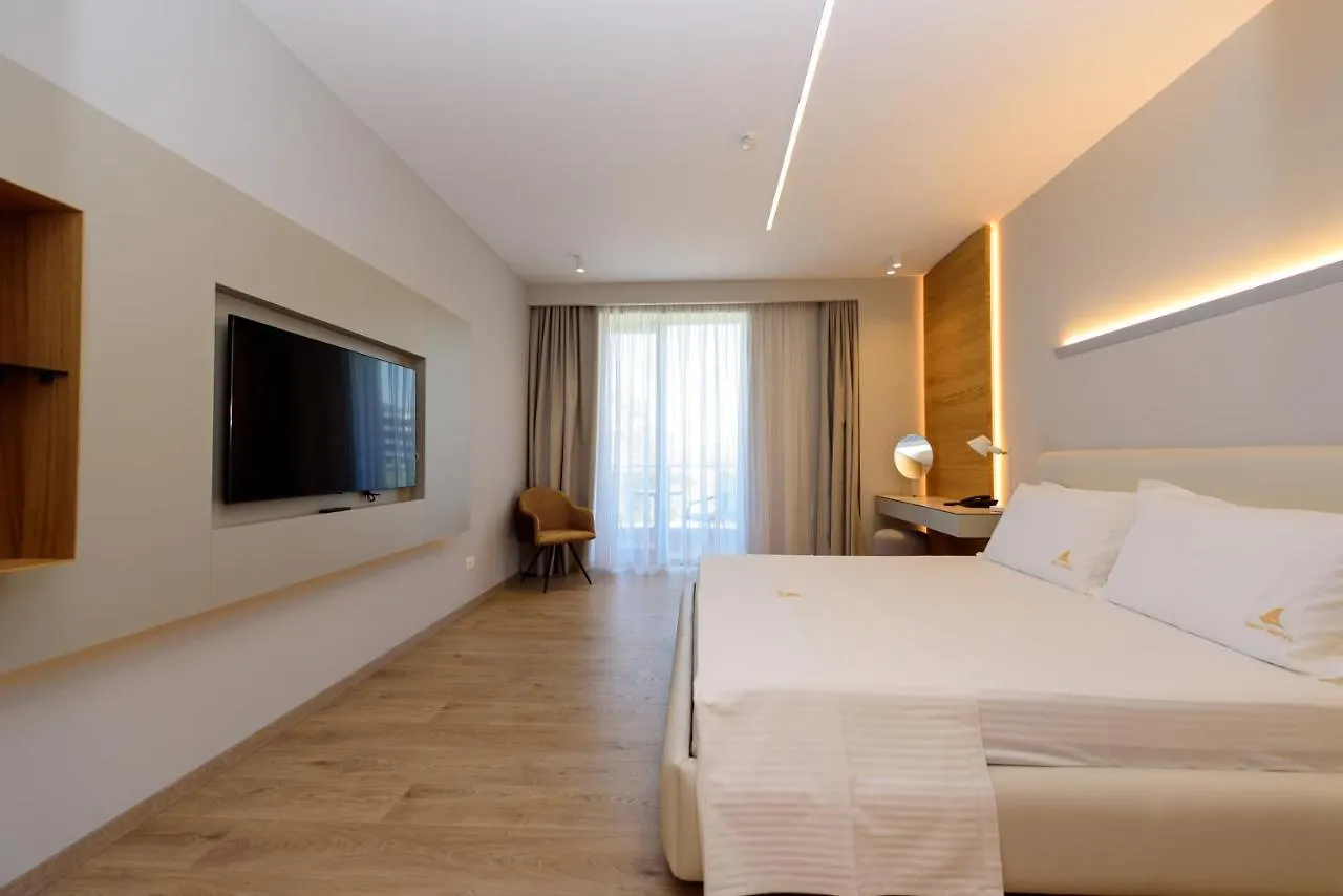 Navy Hotel Vlorë